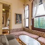 Bueyuekada Anastasia Meziki History Mansion