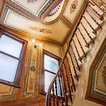 Bueyuekada Anastasia Meziki History Mansion Hotel *