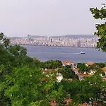 Hotel Bueyuekada Anastasia Meziki History Mansion