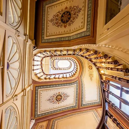 Hotel Bueyuekada Anastasia Meziki History Mansion Adalar