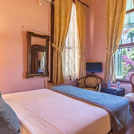 Hotel Büyükada Anastasia Meziki History Mansion