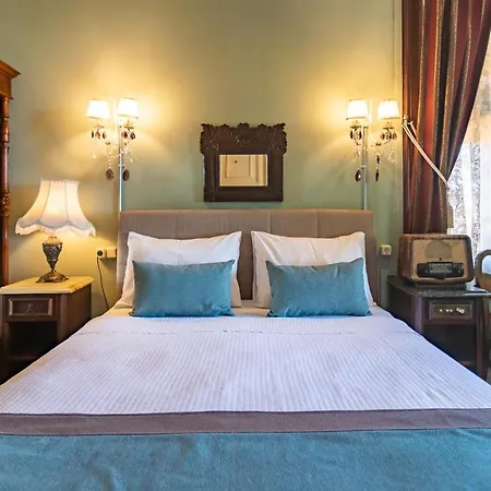 Hotel Büyükada Anastasia Meziki History Mansion