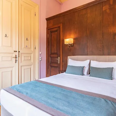 Hotel Bueyuekada Anastasia Meziki History Mansion Adalar