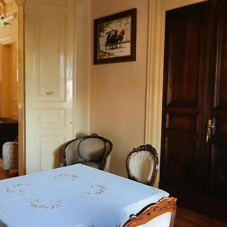 Bueyuekada Anastasia Meziki History Mansion Hotel *