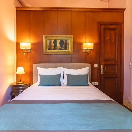 Bueyuekada Anastasia Meziki History Mansion * Adalar